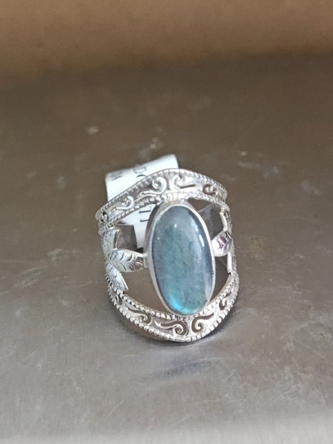 Labradorite Sterling Silver Leaf Ring
