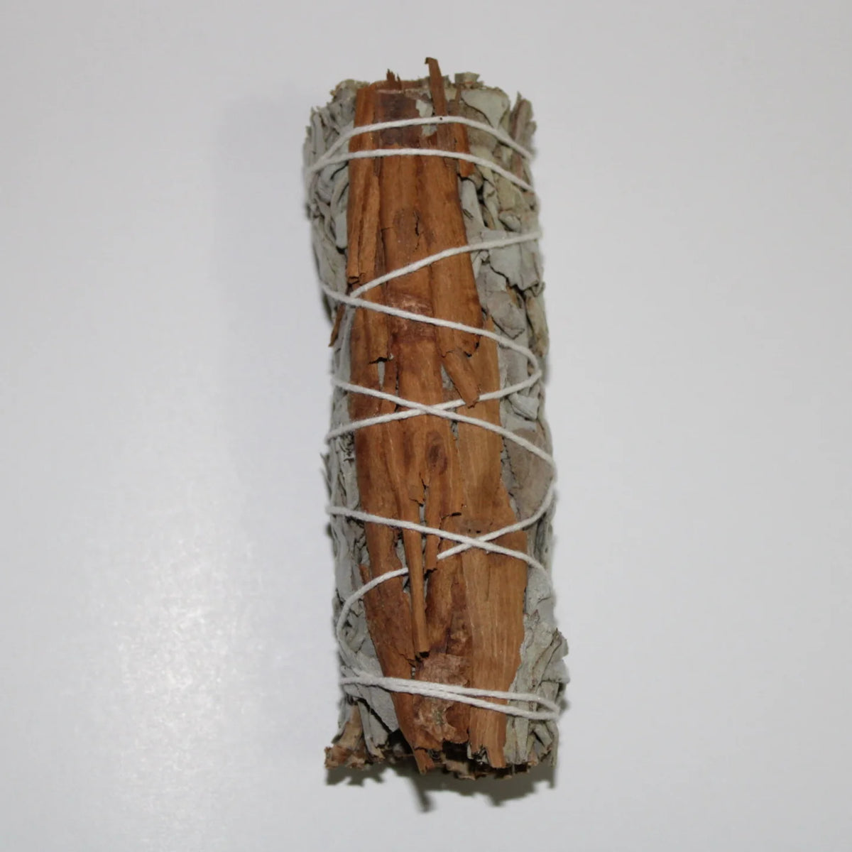 White Sage & Cinnamon 4"