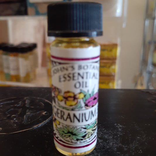 Geranium oil